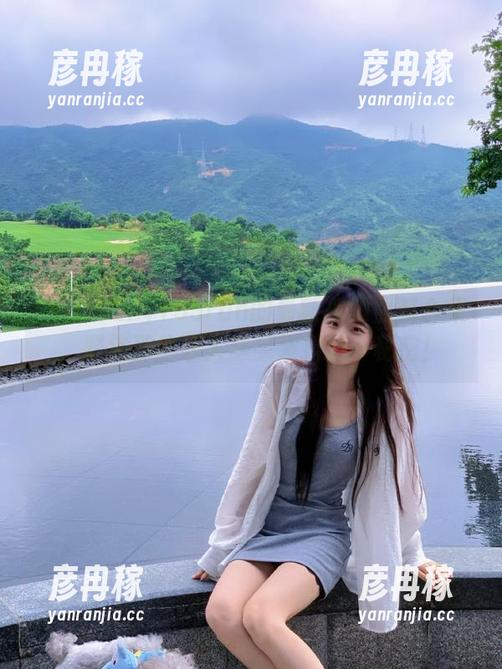 155fun的最新视频黑料合集，聚焦那些让人瑟瑟发抖的小秘密！