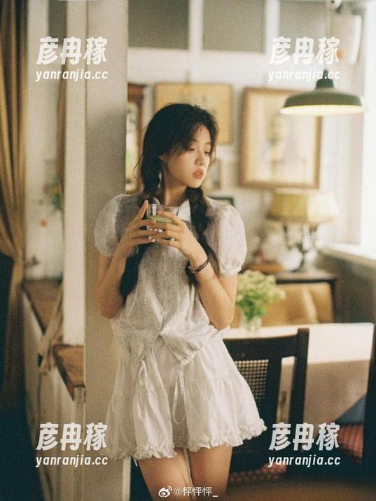 黑料直击！17c在线曝光那些隐藏在阴影里的真相！