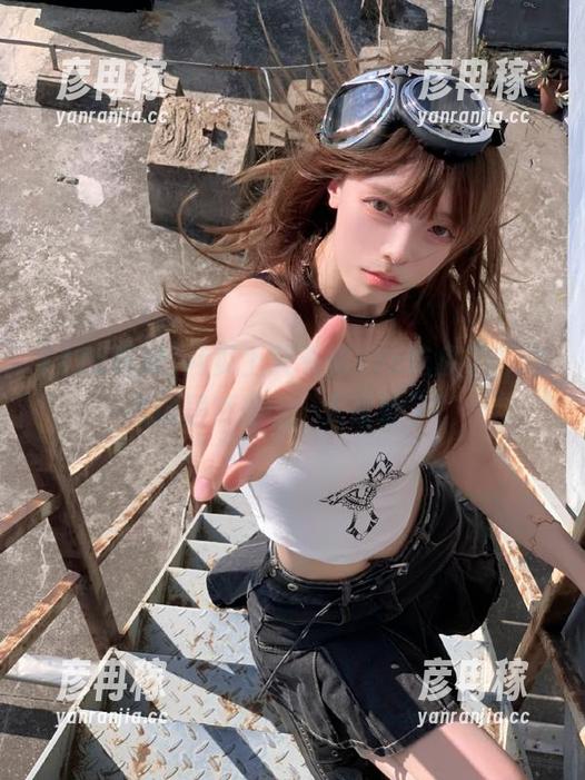 17c吃瓜 网页上又看到17c吃瓜了,这次瓜居然是……太奇妙了!