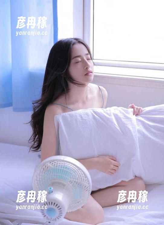 17c吃瓜 叮!17c吃瓜官网黑料曝光了,让我继续把这个瓜颗颗吞下!