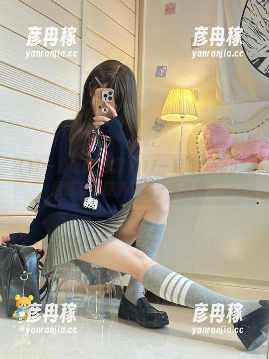 疯了！17一起吃瓜app，居然有劈腿事件第一手资料！