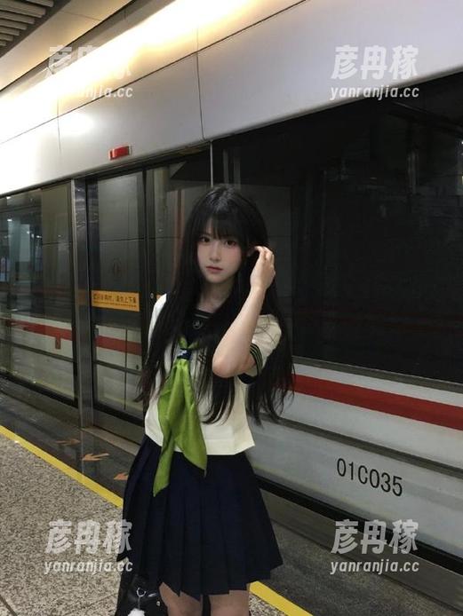 在线切换到“51cg吃瓜网入口”，立刻开启你的瓜神模式，哈哈～