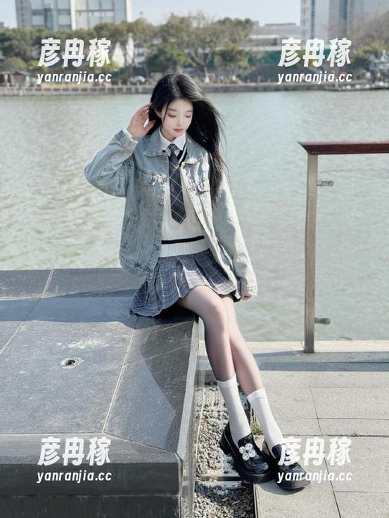 51吃瓜 iOS专属炸弹!51吃瓜黑料网全网最狠爆料,赶紧来看看吧~