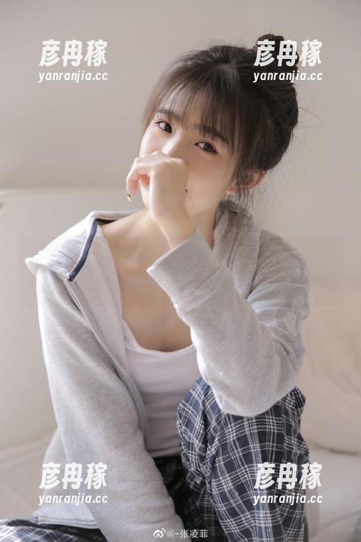 51吃瓜官网热议：黑料反差女友，她的另一面你绝对想不到！