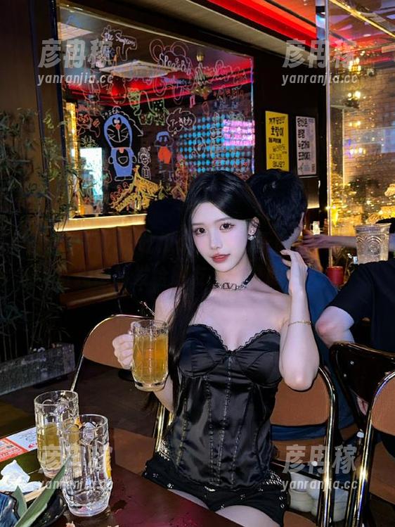 51吃瓜app：今天的黑料让我直接想转发给朋友，看谁胆子大！