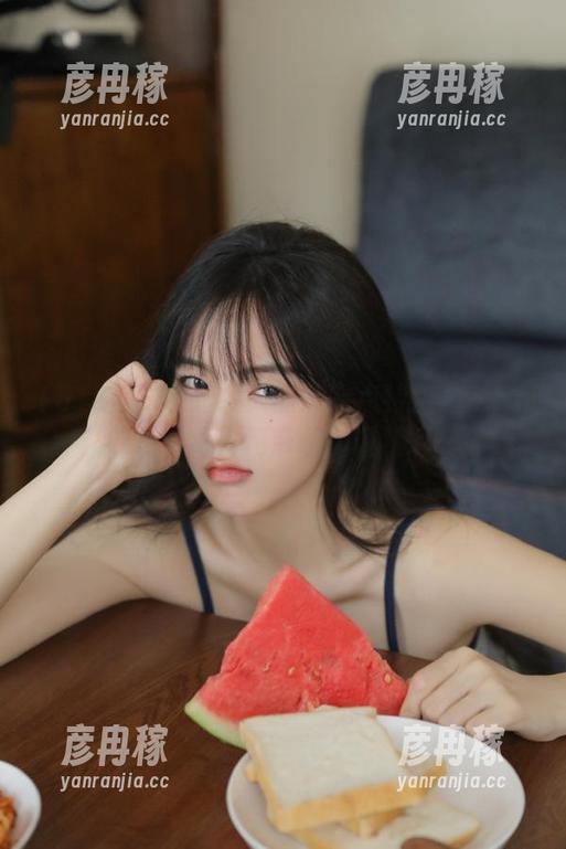 51吃瓜中心 今天的瓜有点特别——51吃瓜中心官网带你见证精彩!