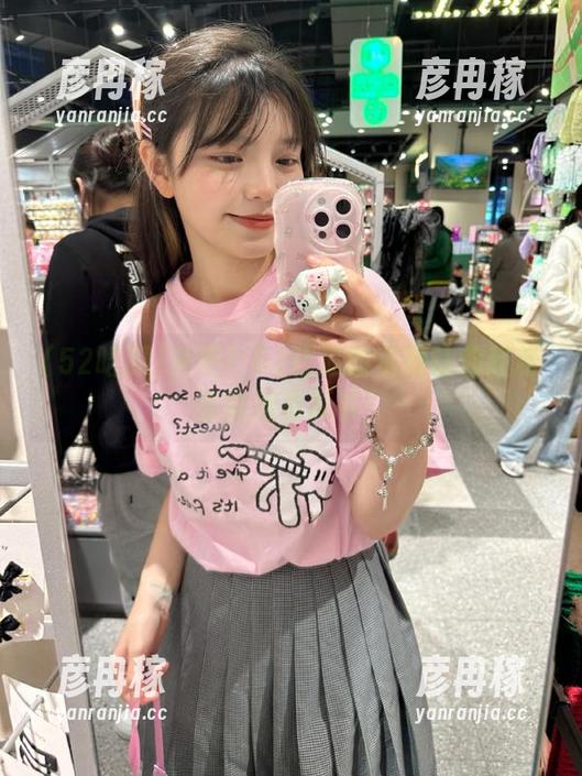 52吃瓜 来吧!52吃瓜的资源让你轻松追踪所有瓜事!