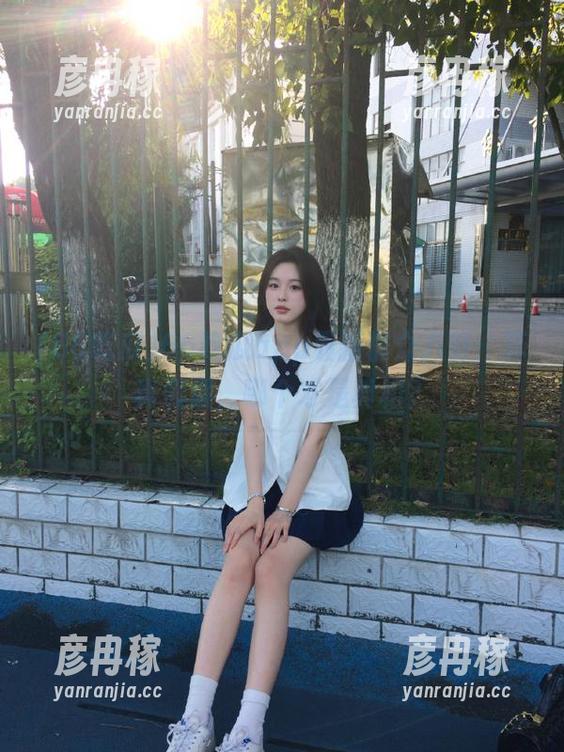 66吃瓜app最新群众八卦：真真假假，哪个才是真相？