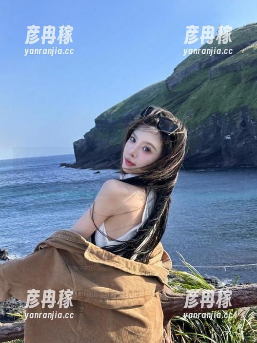 718.sx直达，发现瓜地里的秘密！