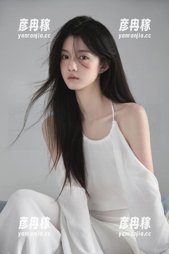 在“hlw155.ccm”网站，吃瓜这项运动让我每天都想参与决赛，你准备好了吗？
