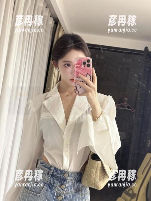 hlw 吃个瓜还得看hlw155.ccm官网?真是越来越不上道