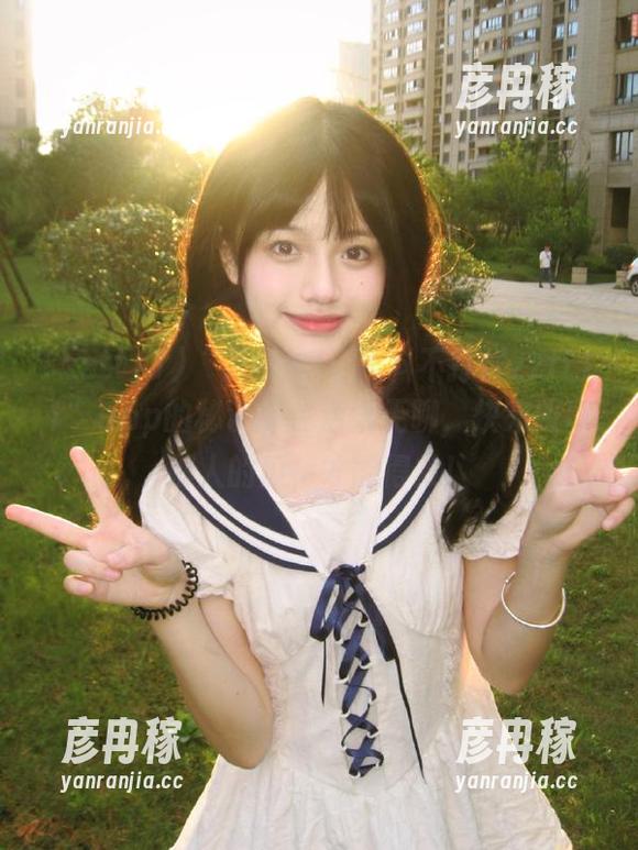 zztt11 “万篇长征-黑料不打烊zztt11”app的秘诀:生活太无聊,快来吸收别人的瓜,才能得救!