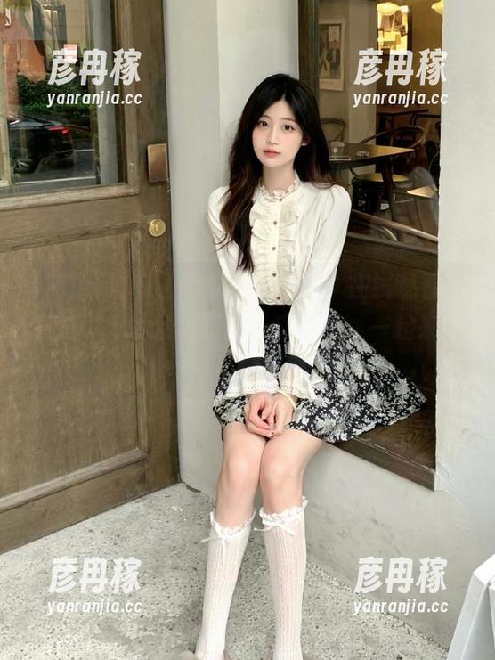 吃瓜网 有了吃瓜网的导航,在线观看简直成了本季最流行的社交活动,一起来瓜田里撒欢!