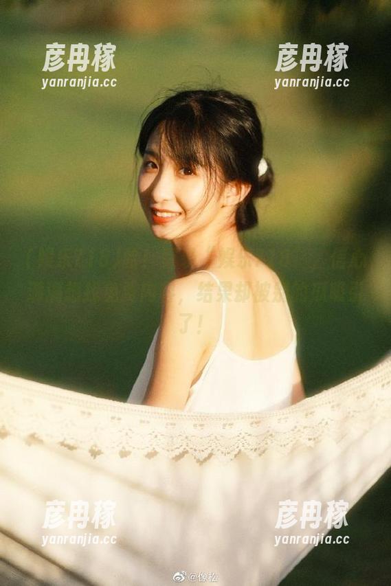 哈！登录“娱乐718”，信心满满想找免费内容，结果却被别的瓜吸引了！