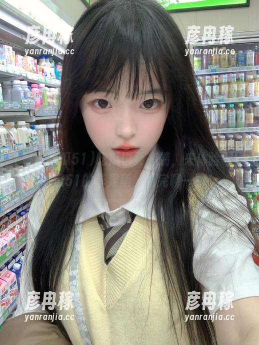 吃瓜也要高端，来体验每日吃瓜51的苹果版，看完聊一聊！