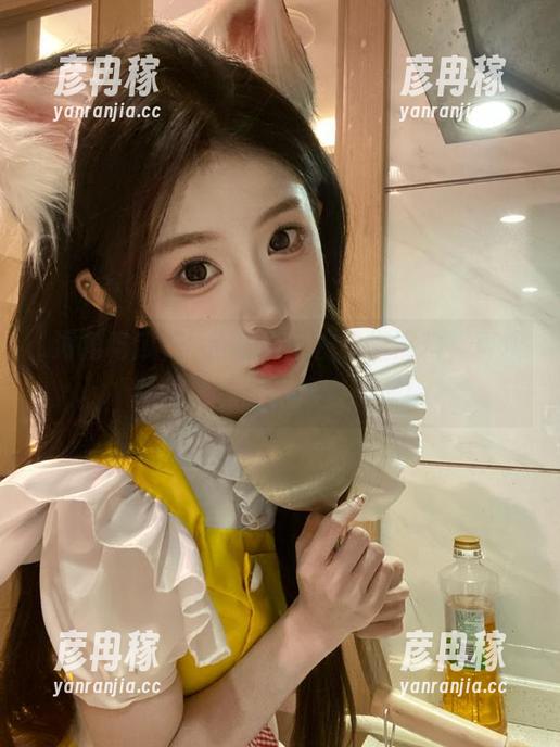 海角吃瓜：视频爆黑料，真相藏得比我的小秘密还深！