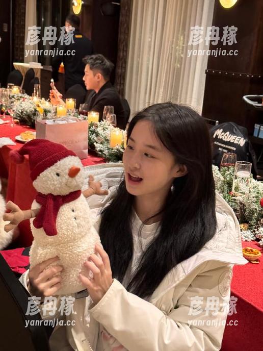 黑料不打烊 听说资源从“黑料不打烊”里挖出来的新瓜,真的是绝了?