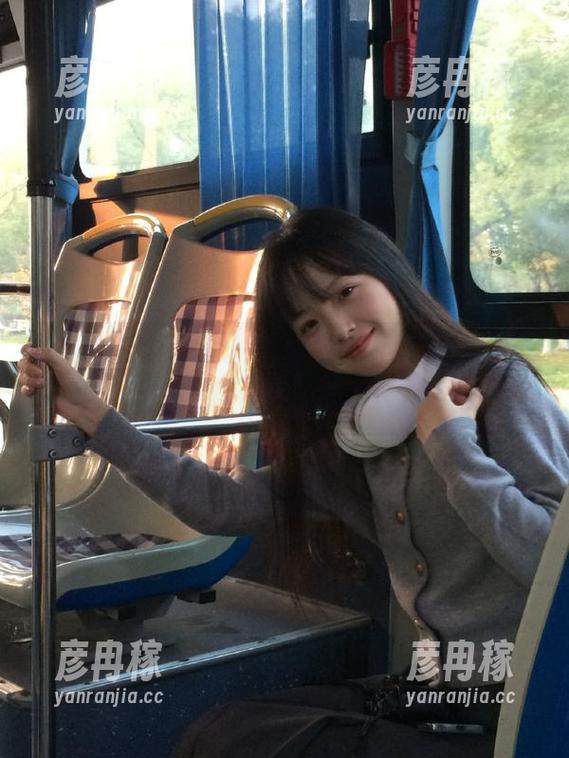 黑料吃瓜不打烊app：网址多少？压力不大，八卦只需轻松品！