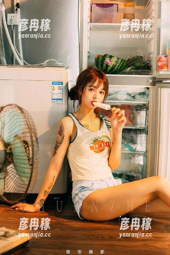 黑料吃瓜网 399su黑料吃瓜网,不拿出个新视频咱就别谈什么热搜好不好?