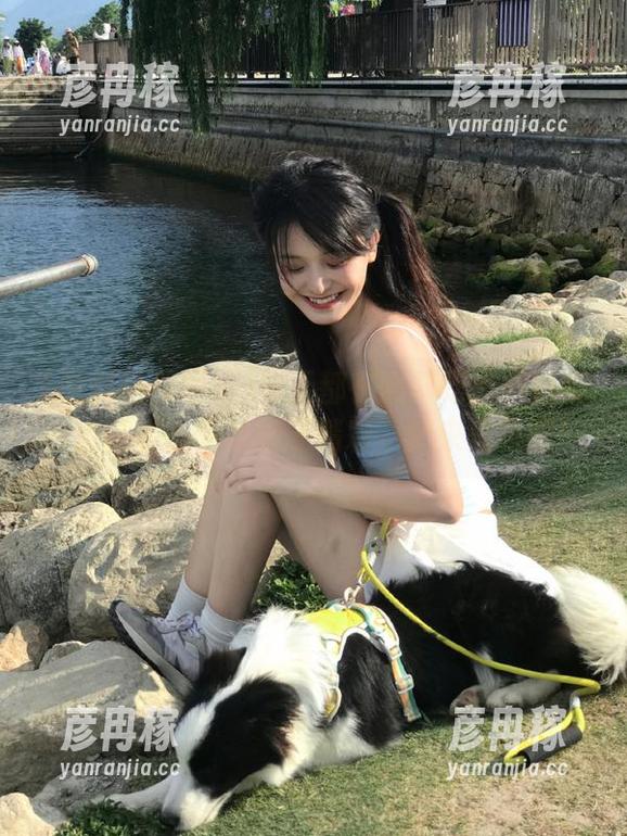每天都在黑料吃瓜网站观看，情节比电视剧还精彩，快来沦陷吧！