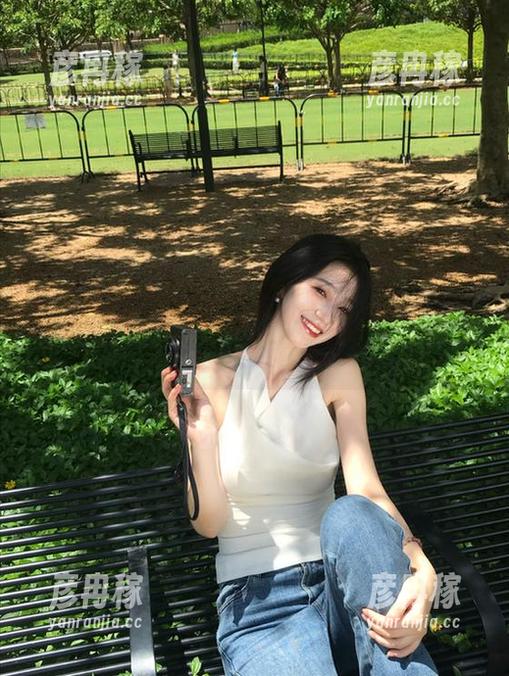 黑料正能量之网址无限可能，index.php背后偷偷藏着啥？