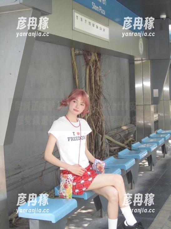 黑料正能量 黑料正能量zzzttt安卓版,感觉像是在打开一个满是惊喜的盒子?