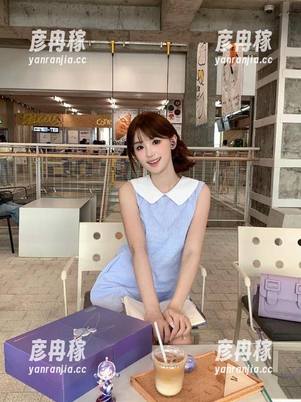 说好的“黑料正能量index·php”苹果版？进去就被瓜歌洗脑，这到底是什么情况？