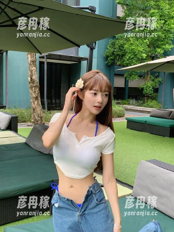 黑料社的官网网址入口一处分享欢乐与黑料的秘密基地！