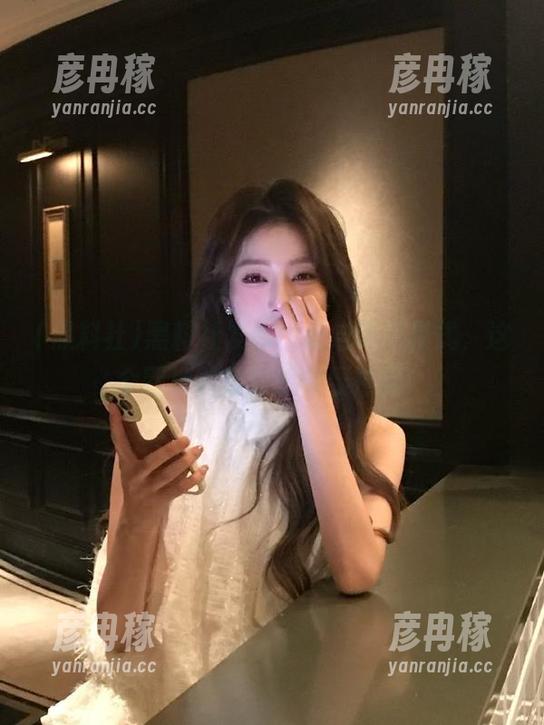 黑料社发布：开启吃瓜模式，这个网址就是你的解压神器！