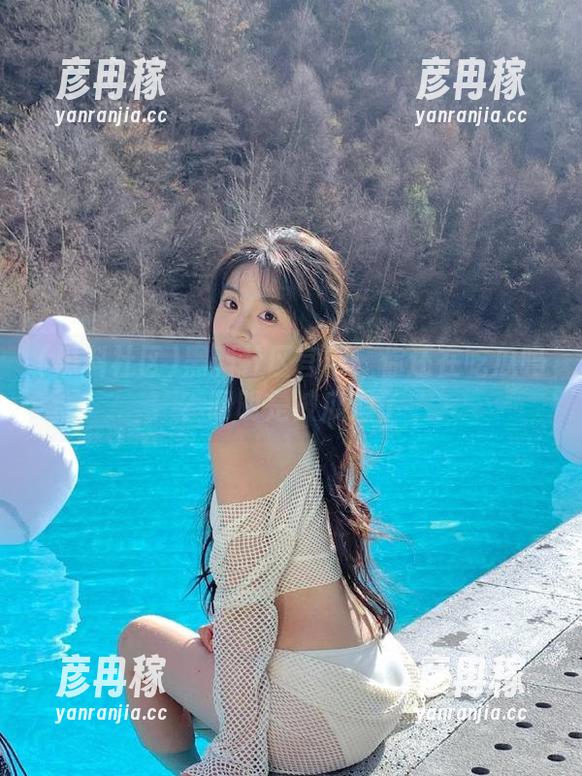 黑料社区官网：你还在吃瓜吗？明明是被瓜砸了