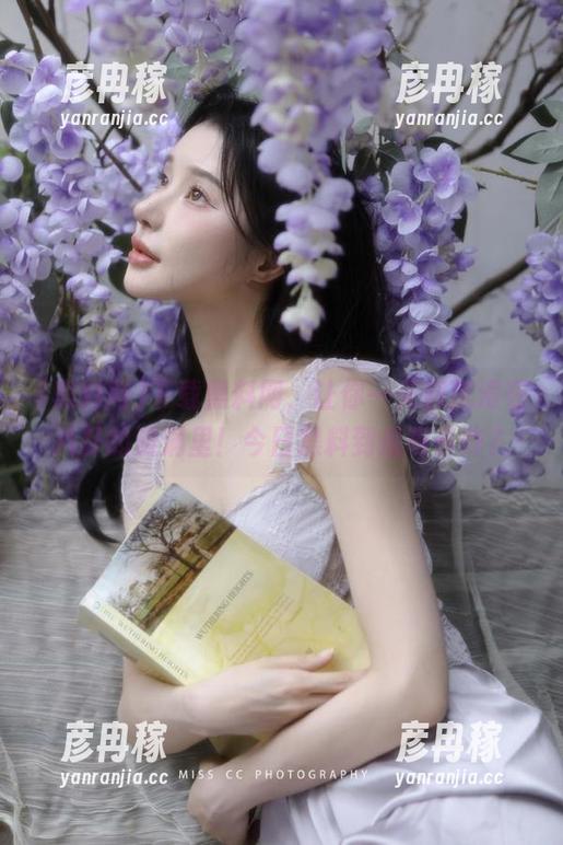 下载黑料网，让你一天都沉浸在八卦的漩涡里！今日黑料到底有多炸？