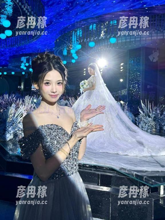 黑料网 “www.黑料网”的入口像黑夜里的闪光灯,直击那些我根本不知道的瓜!