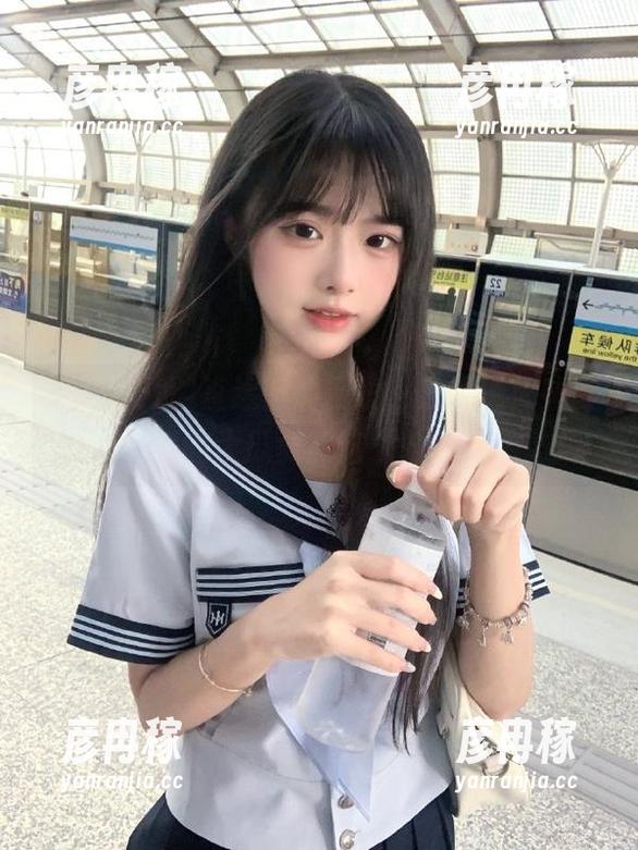 黑料网址 直达黑料网址,谁知道那些隐藏的大瓜竟然这么扎心!